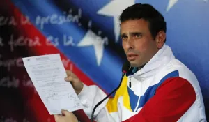 Capriles pide que se cuente voto por voto