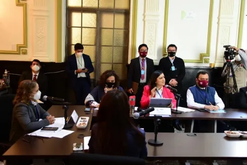 Rivera Vivanco pide acudir ante el pleno del Congreso del Estado