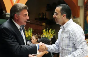 Javier Lozano respalda a Tony Gali