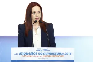 Pobladores de San Miguel La Rosa cumplen pago del predial en 75 por ciento