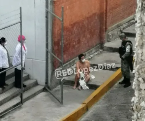 Paciente Covid-19 intenta fugarse de hospital IMSS La Margarita, pero lo regresan