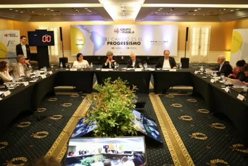 Grupo Puebla demanda a Ecuador respetar derechos humanos
