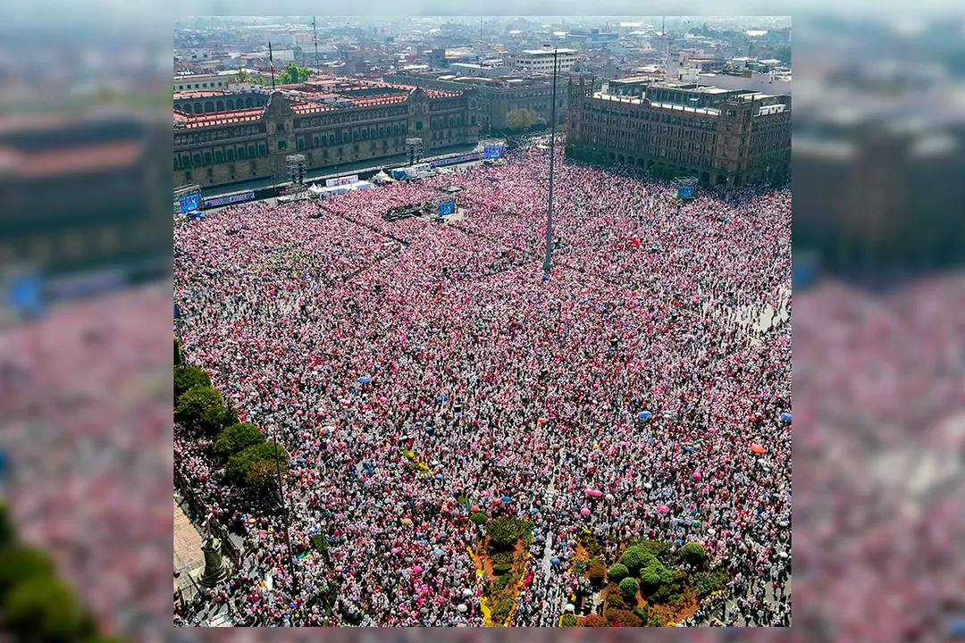 Marcha Por Nuestra Democracia Marea Rosa