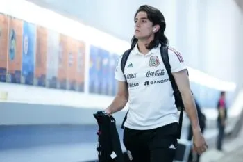 Carlos Acevedo causó baja de la Selección Nacional al no recuperarse de una lesión