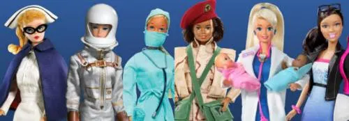 Abren exposición de Barbie