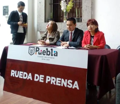 Ex funcionarios municipales y actuales servidores piden moches a empresarios