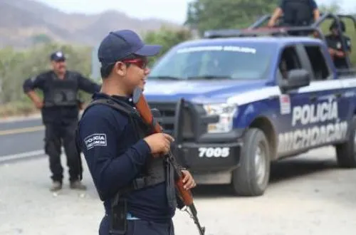 Atentan contra el presidente municipal de Coalcomán, Michoacán
