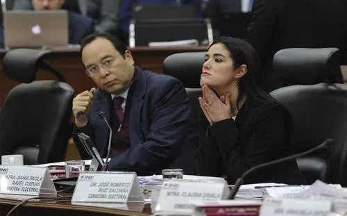 Candidatos independientes omiten reportar gastos al INE