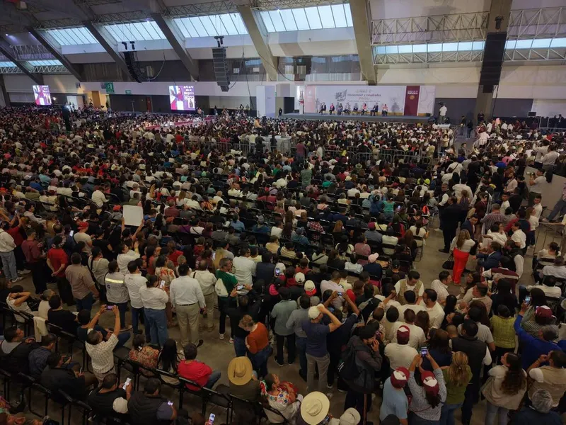 sheinbaum-asamblea-informativa-centro-expositor-pue