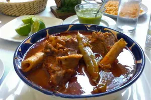 Precio del Mole de Caderas alcanzaría los 500 pesos en Tehuacán
