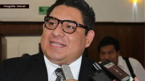 Funcionario del ayuntamiento de Cholula demanda por daño moral a periodista
