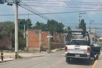 Localizan cadáver en descomposición dentro de obra negra en la colonia Del Valle