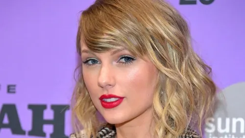 Taylor Swift bate récords al vender más de dos millones de copias de ‘Folklore’