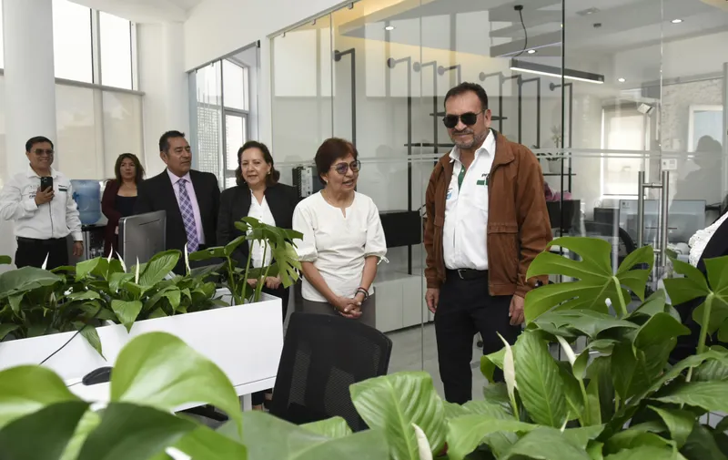 Estación de Servicio Universitaria recibe la certificación internacional bajo la norma ISO 9001-2015