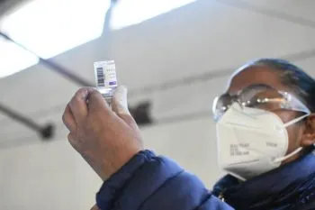 Vacunación para 30 y más iniciará el 15 de febrero en 47 municipios de Puebla