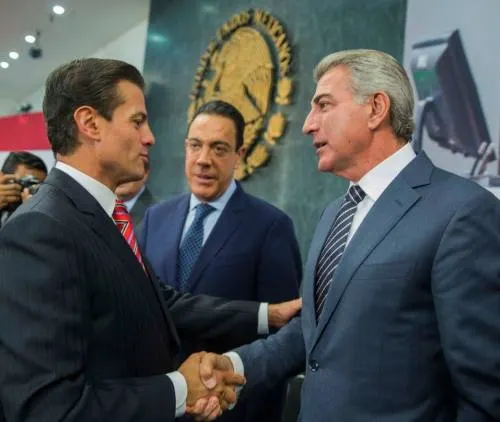 Tony Gali acude a la presentación del programa soy México, tu acta de nacimiento en línea
