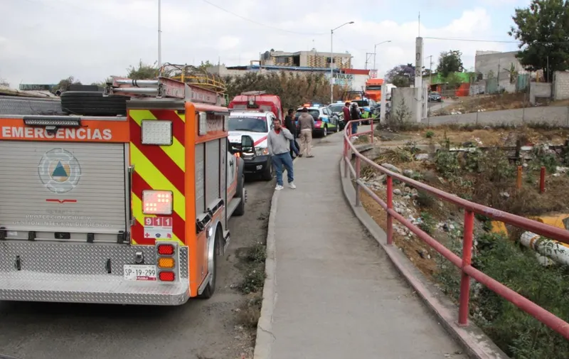 Hombre cae de barranca San Pablo Xochimehuacán