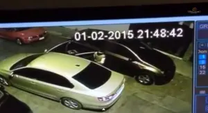 Otro video muestra a ladrones de autopartes