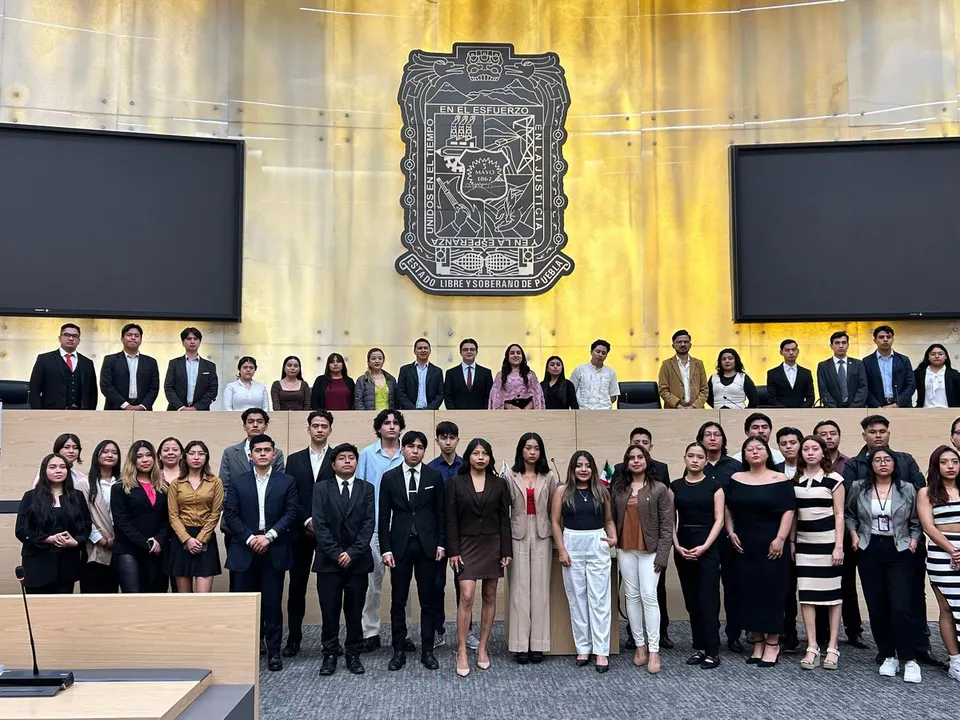 Gob Pue Parlamento Juvenil
