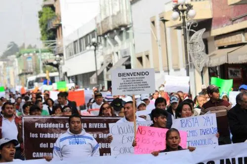 Se niegan Claudia Rivera y René Sánchez a darle una solución a ex trabajadores del Ayuntamiento
