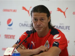 Matías Almeyda paga multa y libra el “torito”