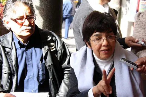 Maestros disidentes vuelven a la carga