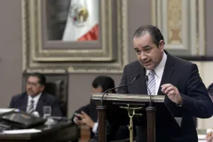 Prematuro, hablar de voto de castigo: Pablo Montiel