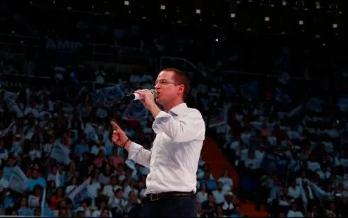 No desperdicien su voto en Meade, no tiene posibilidades: Anaya