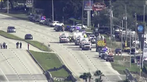 Tiroteo en banco de Florida deja al menos cinco muertos