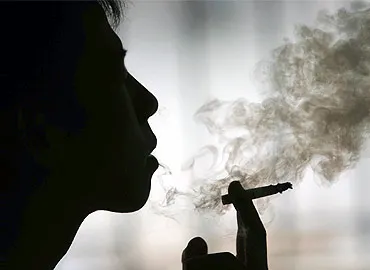 Fumar en exceso, consecuencia de enfermedad pulmonar obstructiva: SMDIF