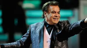 Reportan mejoría de Juan Gabriel luego de ser hospitalizado