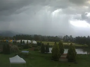 Habrá nublados y lluvias aisladas en la mayor parte del país