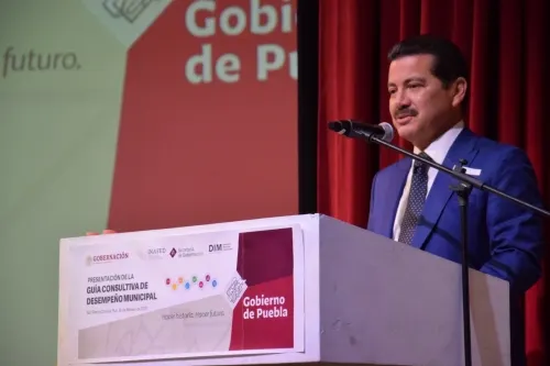 Presentan en San Pedro Cholula la Guía Consultiva de Desempeño Municipal 2020