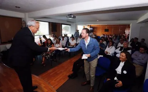 Luis Banck y vecinos verifican avances del plan de seguridad ciudadana en La Paz