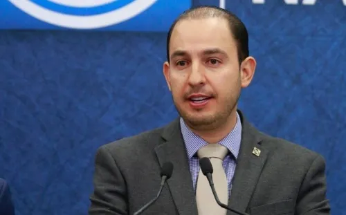 Marko Cortés aprieta las tuercas en Puebla