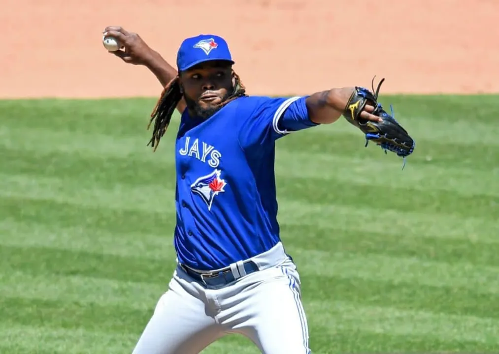 Rafael Dolis fortalece el bullpen de los Pericos de Puebla