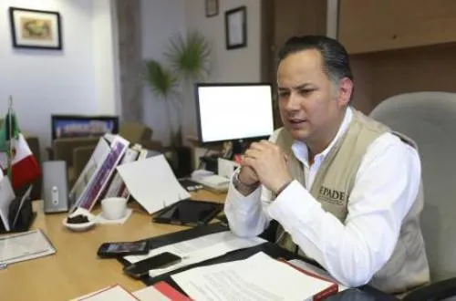 Santiago Nieto ‘se echa para atrás’ y acepta despido de Fepade