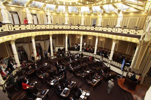 El Congreso del Estado de Puebla establece centros de acopio para damnificados por lluvias