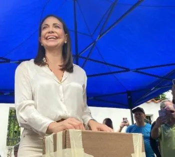 María Corina Machado lidera las primarias de la oposición en Venezuela