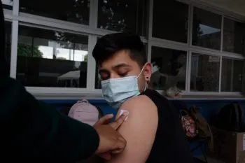 Comienza mañana la vacunación de refuerzo en la Mixteca Poblana