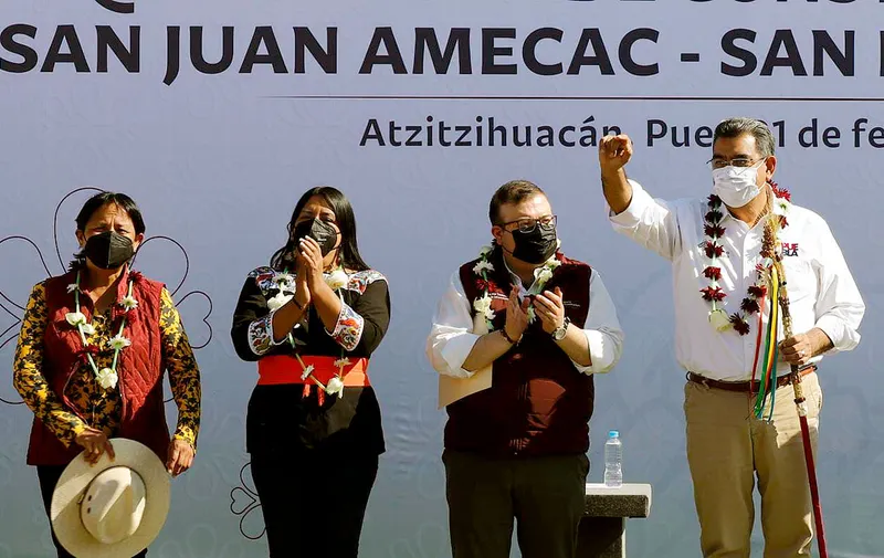 sergio-cespedes-obra-carretera-atzitzihuacan