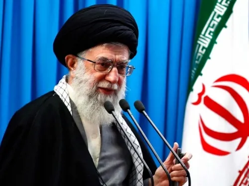 Trump es un ‘payaso’ que finge apoyar a iraníes: Jamenei