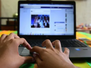 Hombre irá a la cárcel por enviar spam en Facebook