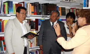 Suscribe Inapam convenio de colaboración con la universidad CLEU