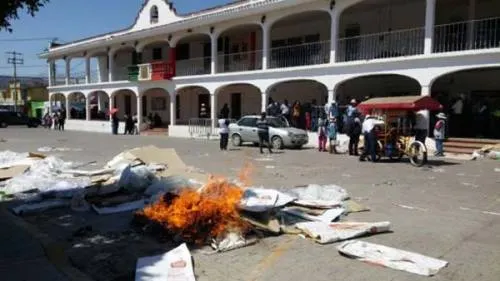 Concejos municipales, focos ámbar que podrían convertirse en bombas de tiempo en Puebla