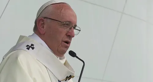 Papa Francisco pide a los colombianos ayudar a los más necesitados