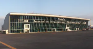 Gana Henaine amparo por falla en proceso para quitarle Aeropuerto