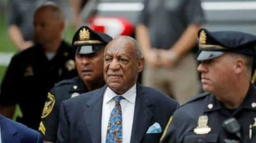 Vandalizan estrella de Bill Cosby en el Paseo de la Fama de Hollywood (FOTO)