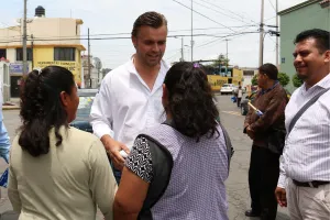 Vecinos de la colonia Tepeyac reiteran apoyo a Xabier Albizuri