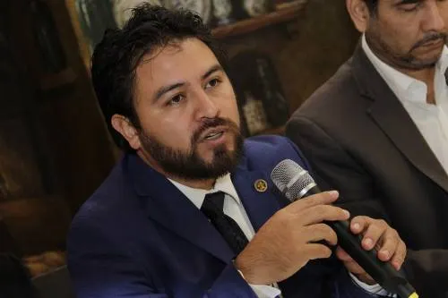 Demanda Sutinaoe aumento salarial del 10%, 9 de marzo vence el emplazamiento a huelga